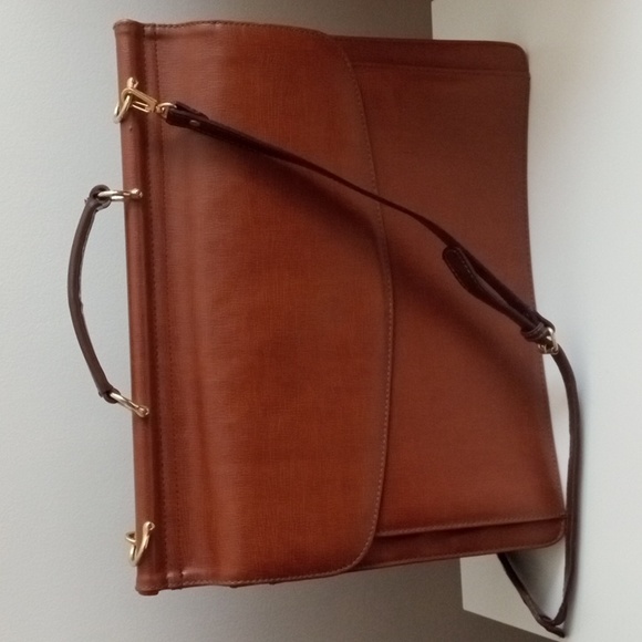 ๐ค๐ผ Briefcase Crossbody Laptop Bag | Caramel Brown | 16 x 13 inches - Picture 2 of 11